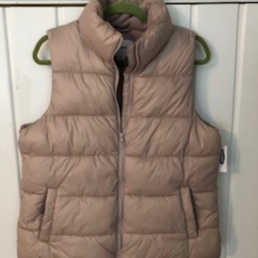 Women's Puffer Vest - Old Navy
